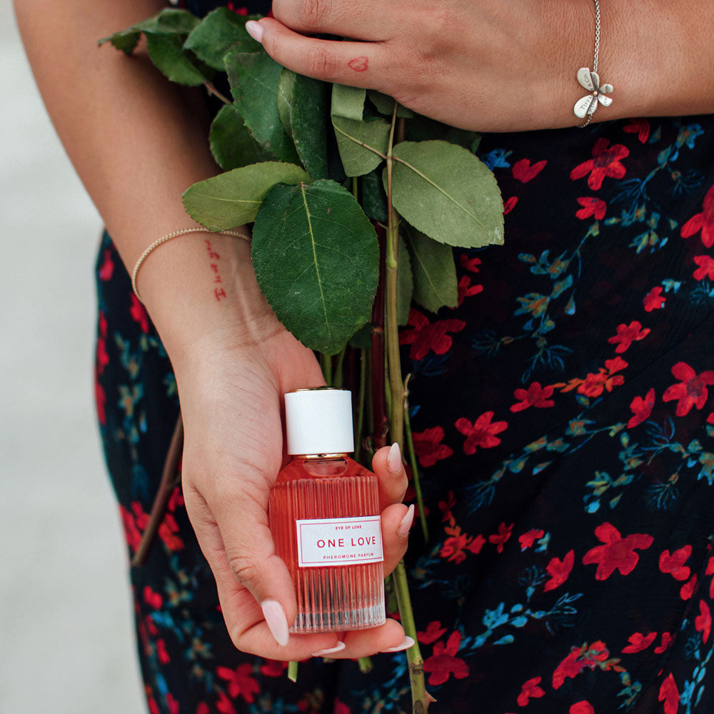 Eye Of Love One Love Pheromone Perfume - 50 ml - Rose Scented Pheromone Perfume for Women to attract Men - 50 ml Spray